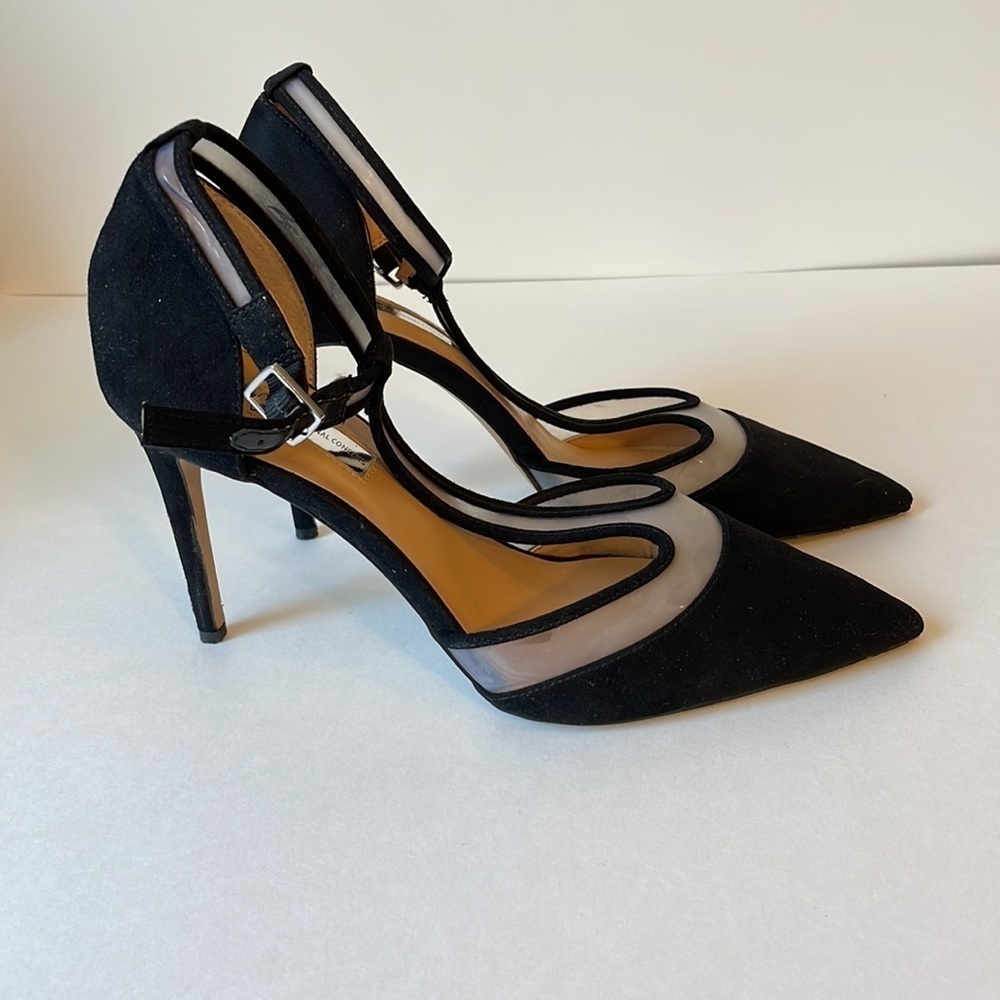 Women’s INC HEELS SIZE 9 1/2